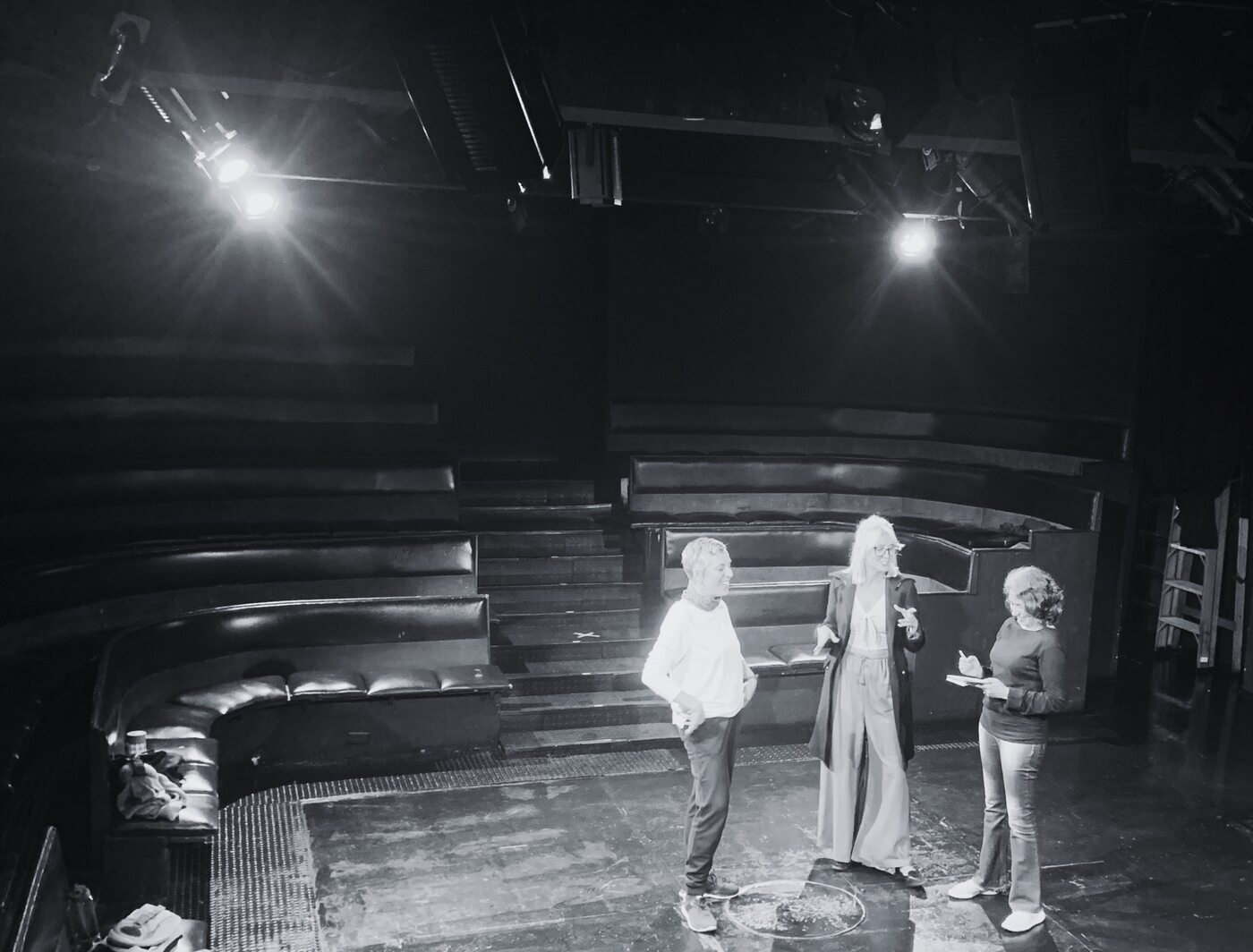 Bastidores da gravação de Mulheres de Arena no Teatro de Arena