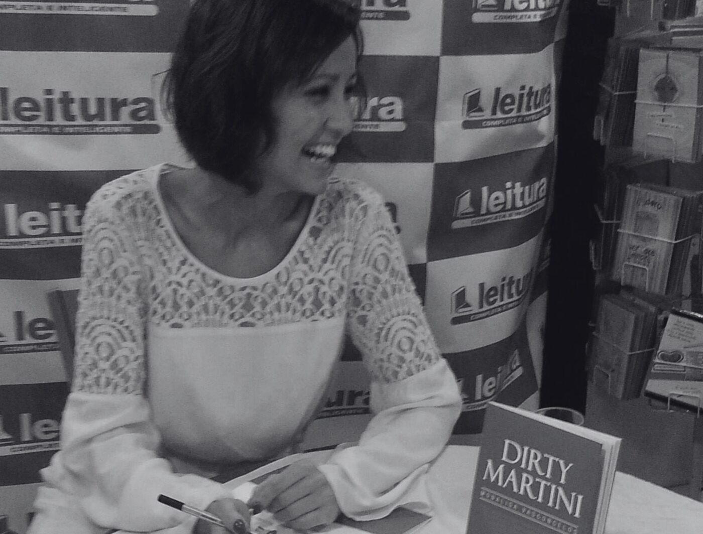 Lançamento de Dirty Martini na Leitura (JF)